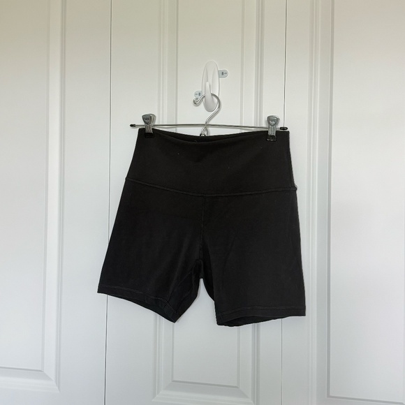 Lululemon Athletica Black Wunder Under High-Rise Biker Short 6" - Picture 1 of 4